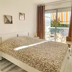 Beautiful 2-bedroom With Sea View In Appartamento *