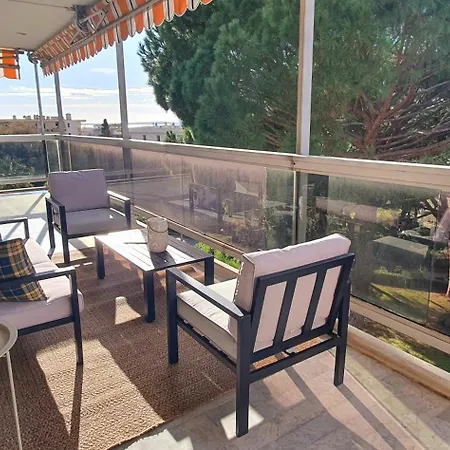 Appartamento Beautiful 2-bedroom With Sea View In