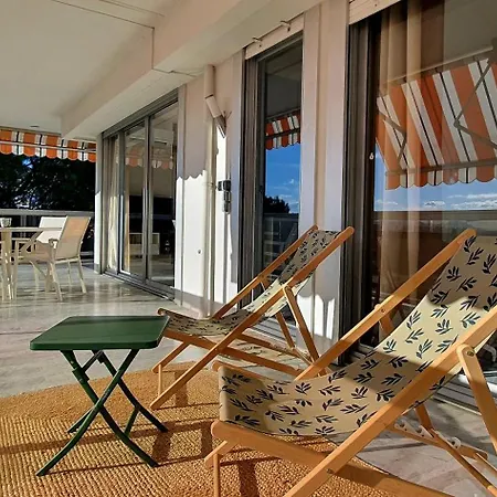 Appartamento Beautiful 2-bedroom With Sea View In